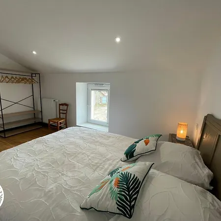 Hébergement de vacances Maison Spacieuse Avec Et Sauna, Proche Centre-ville, Plages Et Sites Touristiques De Vendée - Fr-1-426-558 La Roche-sur-Yon