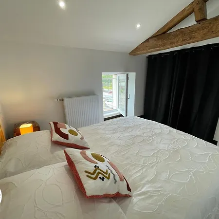 Maison Spacieuse Avec Et Sauna, Proche Centre-ville, Plages Et Sites Touristiques De Vendée - Fr-1-426-558 Hébergement de vacances *