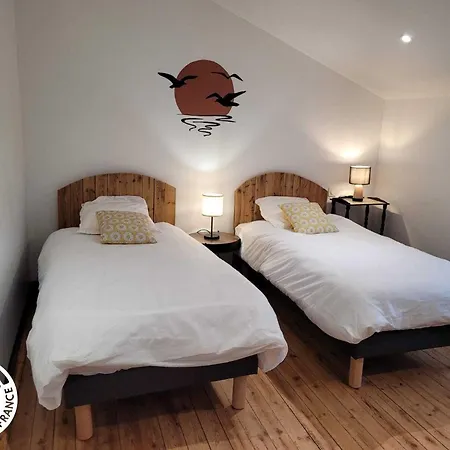 Maison Spacieuse Avec Et Sauna, Proche Centre-ville, Plages Et Sites Touristiques De Vendée - Fr-1-426-558