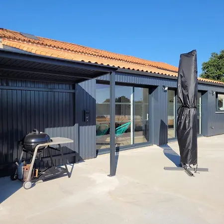 Maison Spacieuse Avec Et Sauna, Proche Centre-ville, Plages Et Sites Touristiques De Vendée - Fr-1-426-558