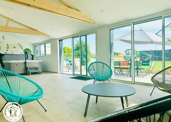 De Charme En Vendee Avec Et Sauna - Fr-1-426-558 La Roche-sur-Yon