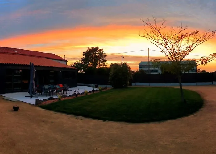 De Charme En Vendee Avec Et Sauna - Fr-1-426-558 La Roche-sur-Yon